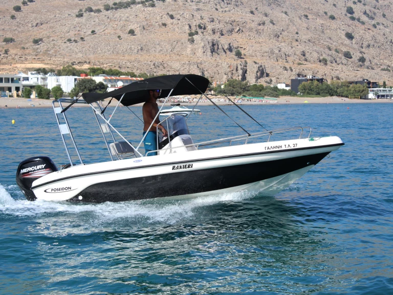 Pronájem Motorová loď Poseidon s licencí