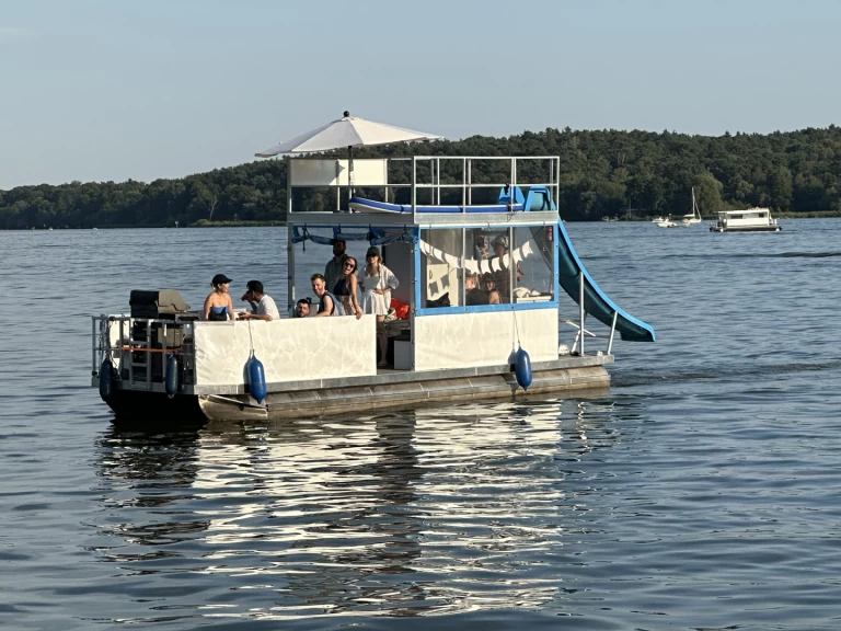 Pronájem lodi Hausboot Viktoria v Bezirk Spandau na Samboatu