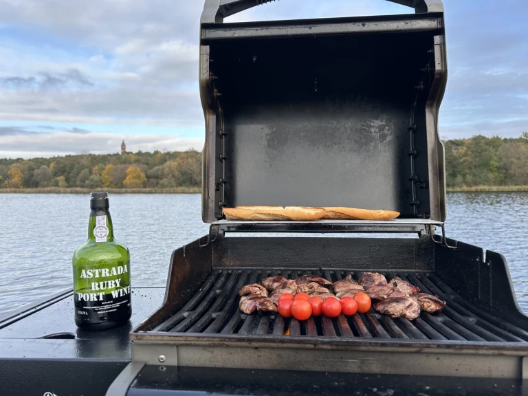 Pronájem jachty v Bezirk Spandau -Hausboot Viktoria na Samboatu