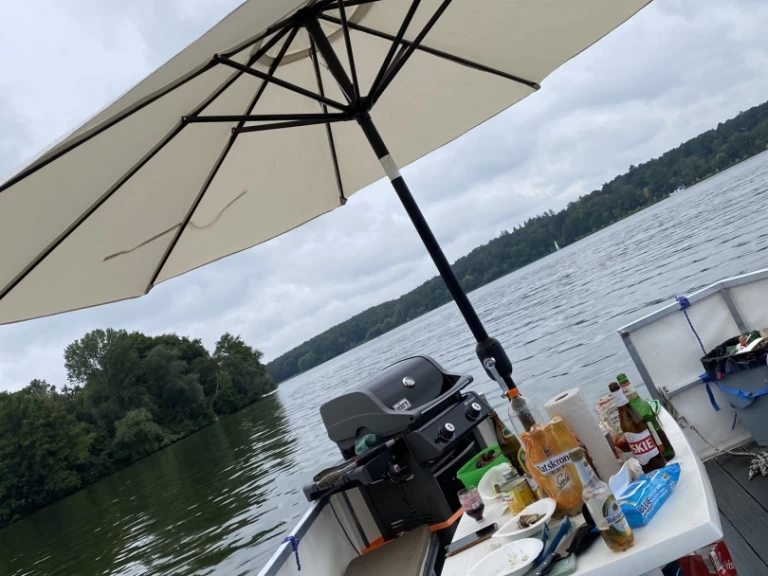 Pronájem lodi Hausboot Viktoria v Bezirk Spandau na Samboatu