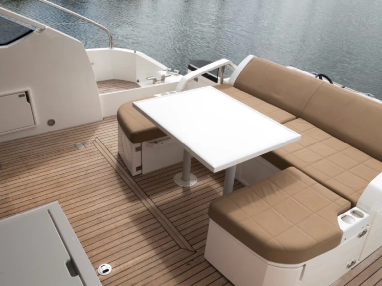 Motorová loď k pronájmu v Culebra za nejlepší cenu