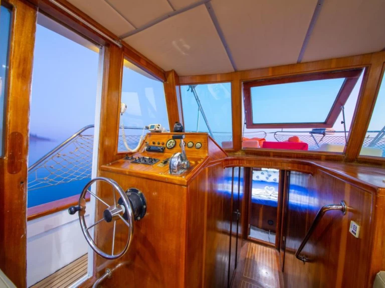 Pronájem lodi Fethiye lákavé ceny costom made