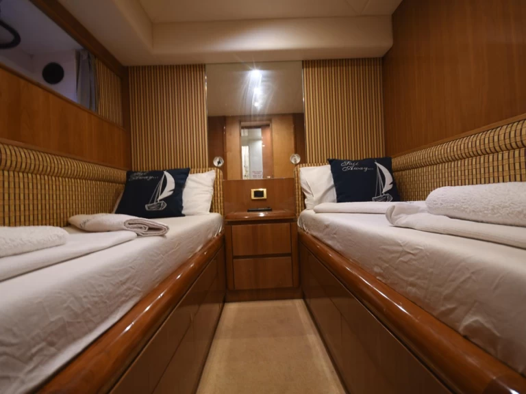 Pronájem lodi Azimut 70 Azimut 70 v D-Marin Göcek Marina na Samboatu