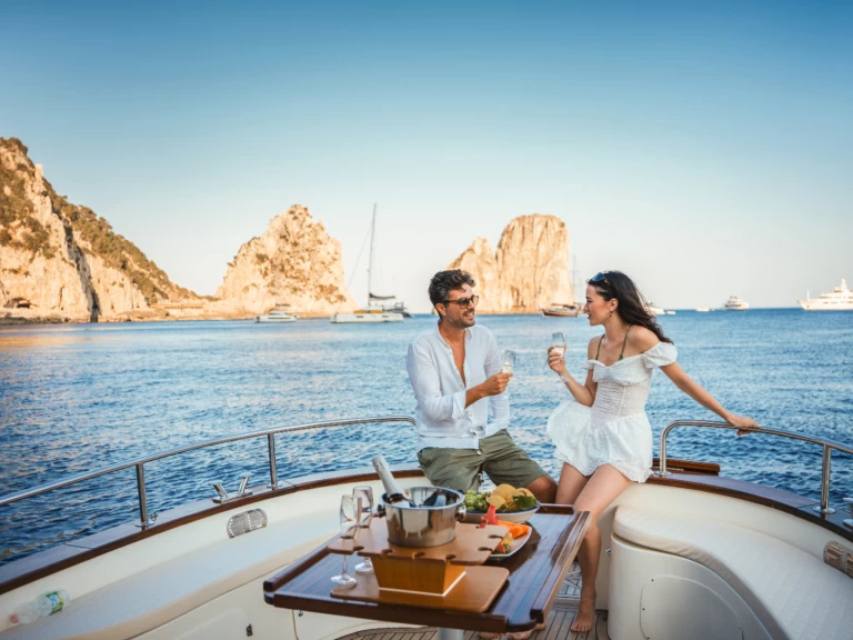 Pronájem lodi Seiano lákavé ceny Cilento 35