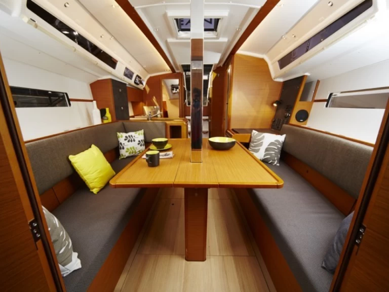 Pronájem lodi Kos lákavé ceny Sun Odyssey 349