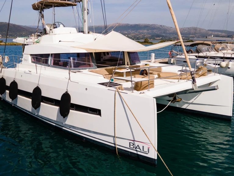 Pronájem jachty v Lefkáda -Bali Bali 4.3 na Samboatu