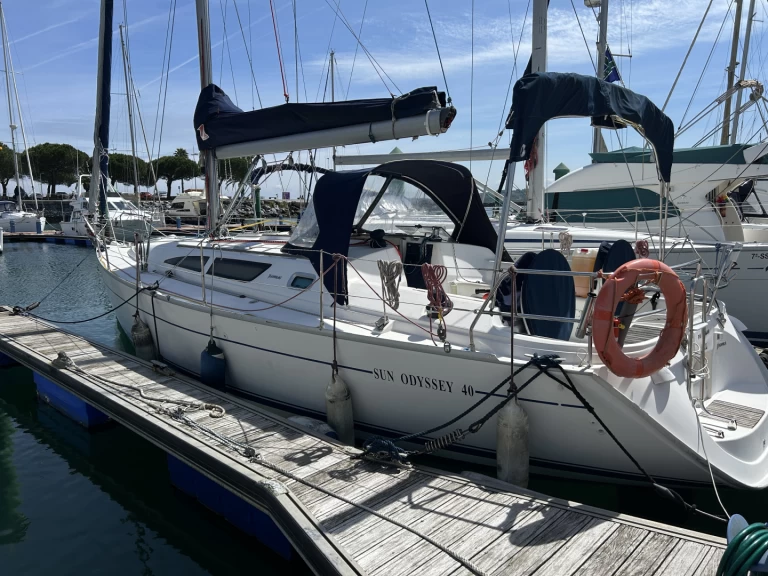 Pronájem Plachetnice v Hondarribia -Jeanneau Sun Odyssey 40