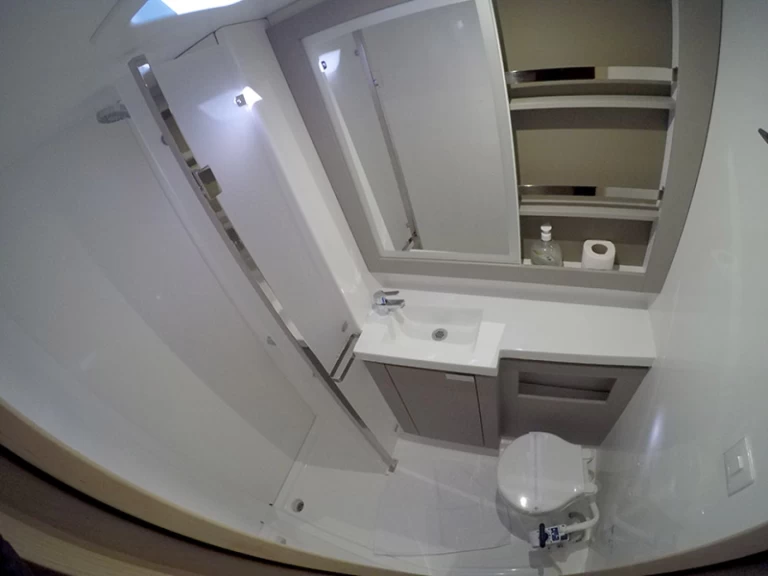 Pronájem Katamarán v Šibenik  -Fountaine Pajot Elba 45