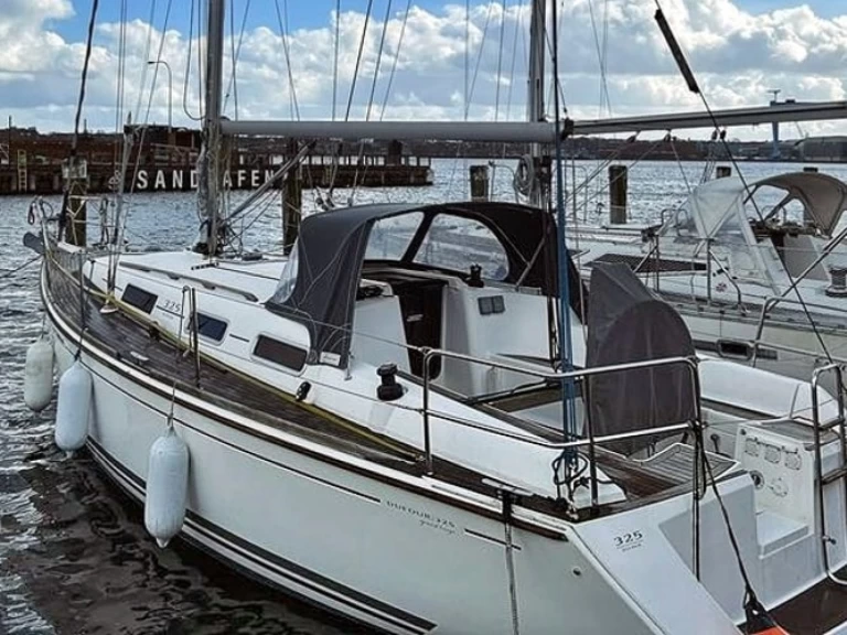 Pronajmout si Dufour Dufour 325 Grand Large v Grossenbrode