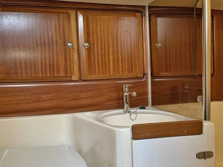 Pronájem Plachetnice Bavaria s licencí