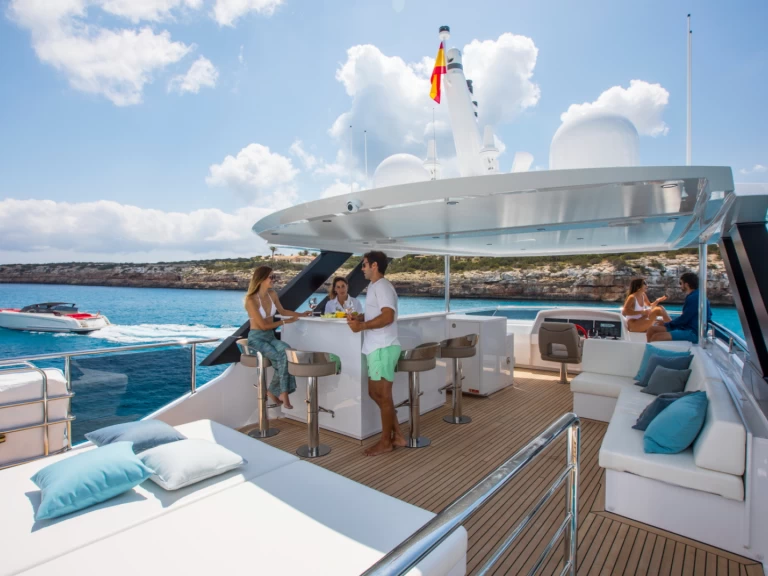 Pronájem jachty v Ibiza Town -Vanquish VQ 82 na Samboatu