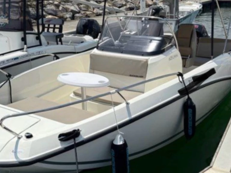 Pronájem lodi Quicksilver Activ 605 Open v La Ciotat na Samboatu