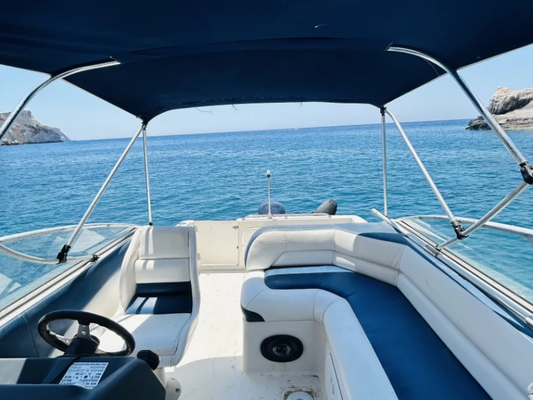Pronájem lodi Bayliner Bayliner 2355 Ciera v Zakynthos  na Samboatu