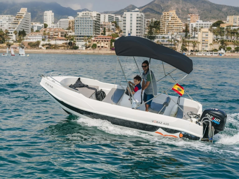 Pronajmout Motorová loď se skipperem či ne voraz v Malaga