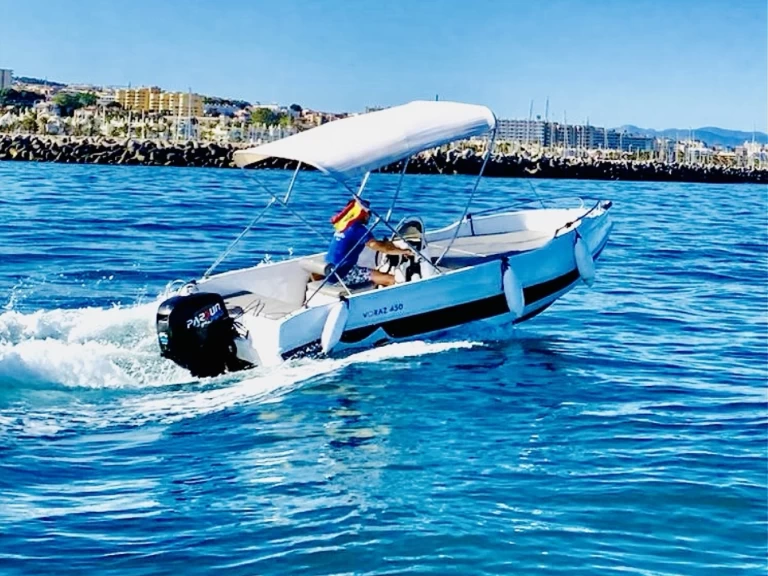 Pronájem jachty v Malaga -voraz 450 PLUS OPEN na Samboatu