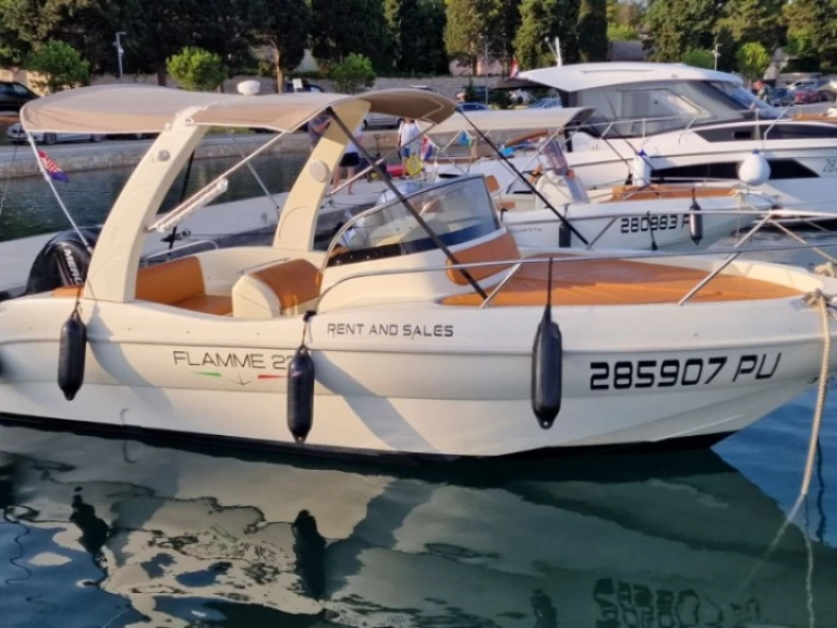 Pronájem jachty v Poreč -T.A.MARE Flame na Samboatu