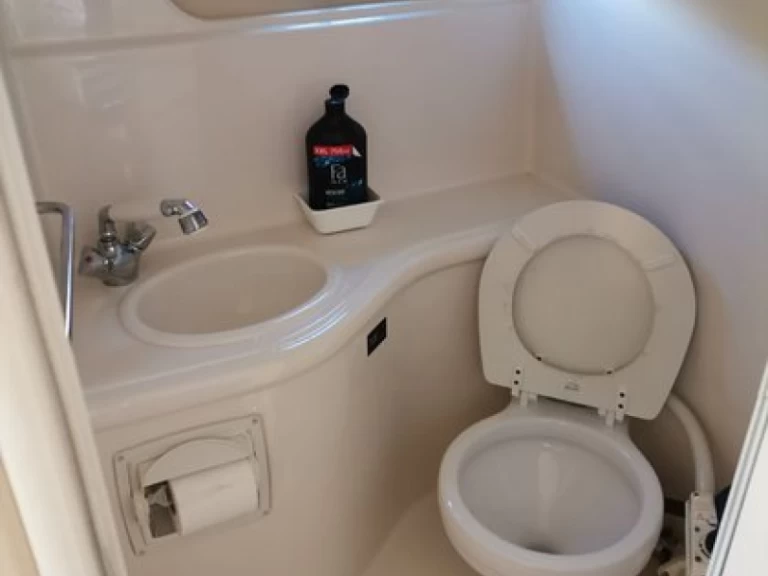 Pronájem lodi Párga lákavé ceny Monterey 295 Sport Yacht