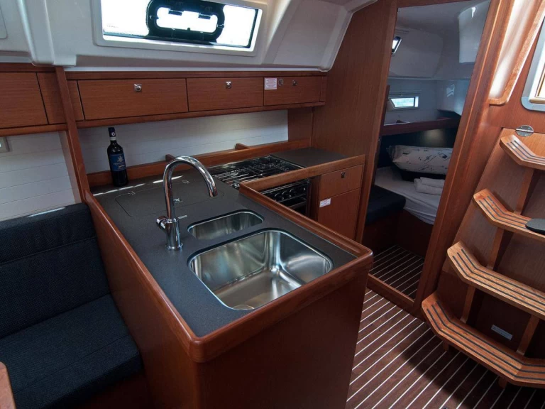 Pronajmout Plachetnice se skipperem či ne Bavaria v Split