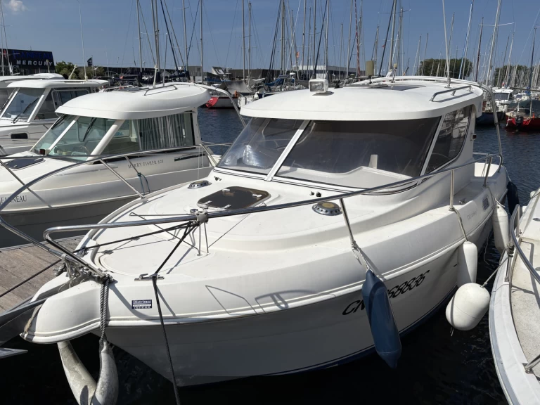 Pronájem lodi Ouistreham lákavé ceny Quicksilver 700 Week-End
