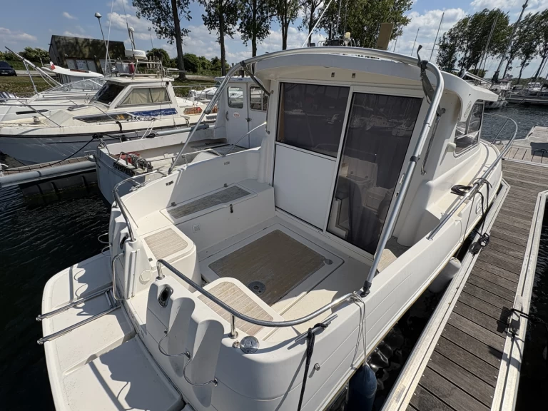 Pronájem lodi Quicksilver Quicksilver 700 Week-End v Ouistreham na Samboatu