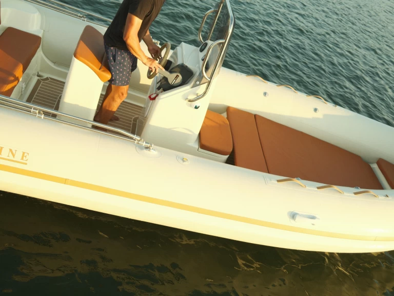 Pronájem lodi Porto Rotondo lákavé ceny 585