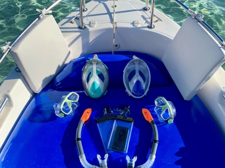 Pronajmout si Aypol Tekne Aypol 450 v Mandelieu-la-Napoule