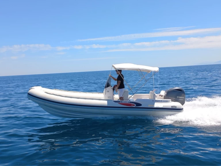 Pronajmout si Selva Selva D680 v Órmos Sívota