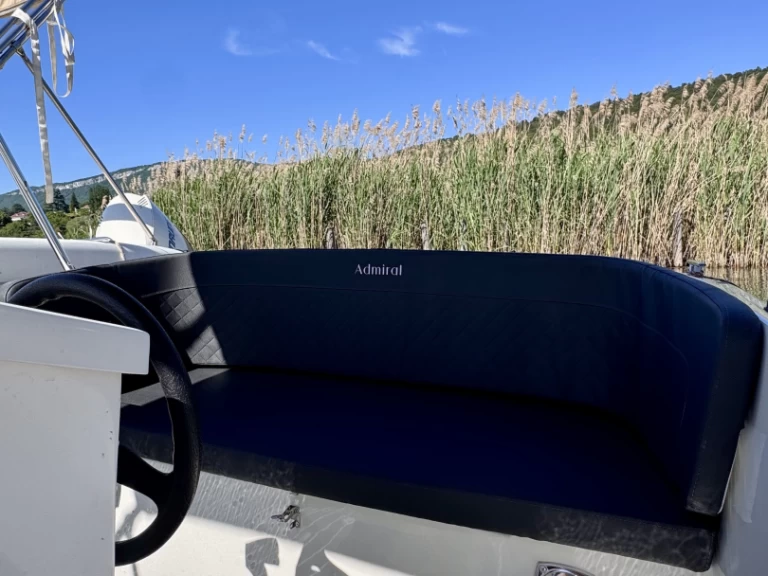 Pronájem lodi Aix-les-Bains lákavé ceny 555 Tender