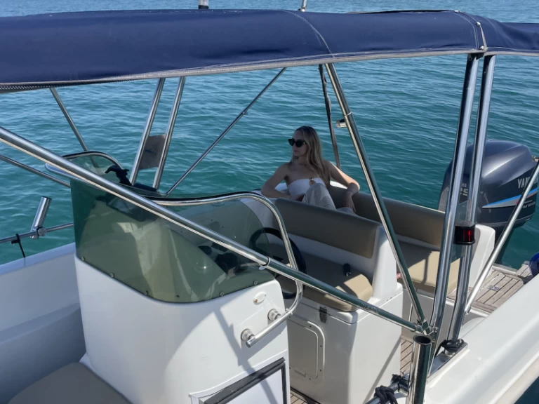 Pronájem lodi tecnofiber Alamar 22 v Umag na Samboatu