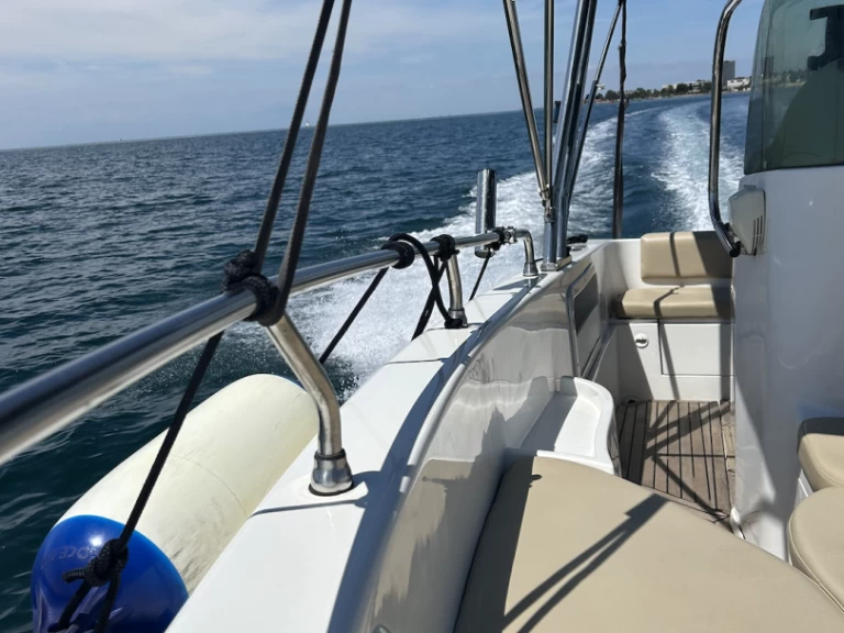 Motorová loď k pronájmu v Umag za nejlepší cenu