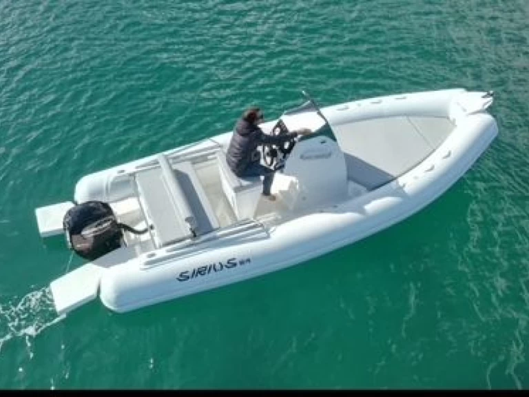 Pronájem lodi Astronautica Sirius 6.4 v Palermo na Samboatu