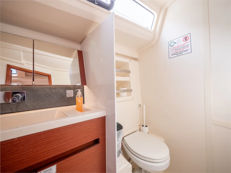 Pronajmout si Hanse Hanse 418 v Split