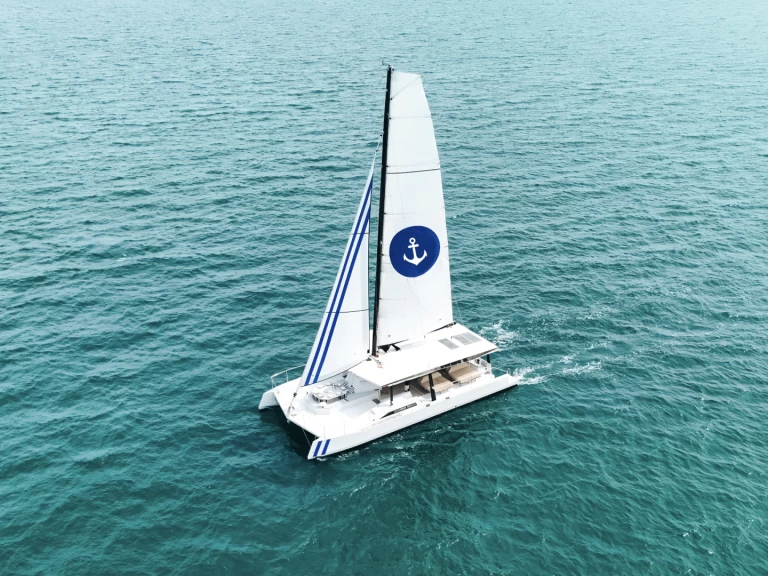 Pronájem lodi Custom Made Party Catamaran 55 v Phuket (City) na Samboatu