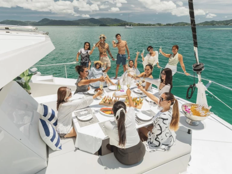 Pronajmout Katamarán se skipperem či ne Custom Made v Phuket (City)