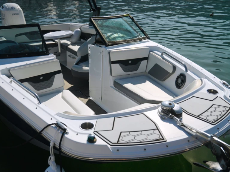 Pronájem lodi Aix-les-Bains lákavé ceny HD 200 OB