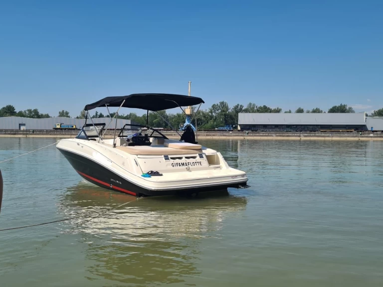 Pronájem lodi Bayliner BAYLINER VR5 v Le Bourget-du-Lac na Samboatu