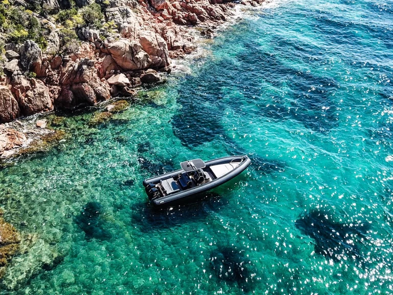 Pronajmout Polotuhá loď se skipperem či ne Marlin Boat v Cannigione