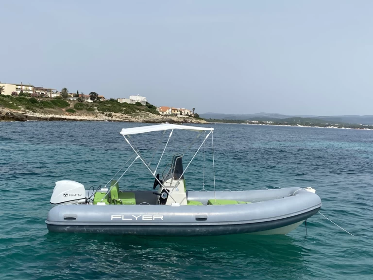 Pronajmout Polotuhá loď se skipperem či ne Flyer v Porto di Alghero