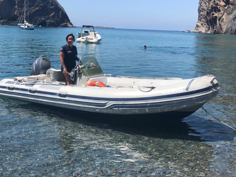 Pronájem lodi Ponza lákavé ceny Coaster 515