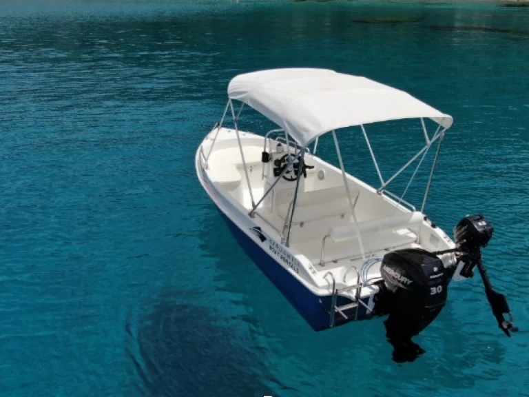 Pronajmout si Assos 485 v Kardamýli