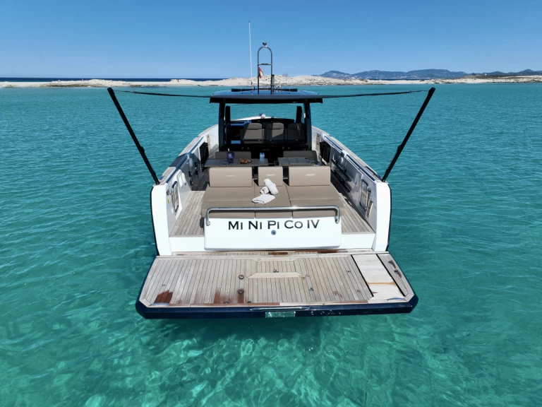 Pronájem lodi Ibiza Town lákavé ceny MINIPICO IV