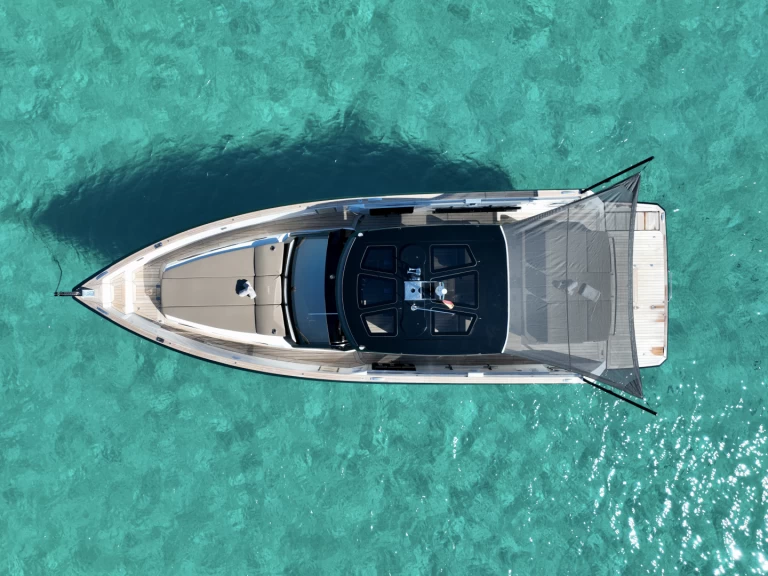 Pronájem Motorová loď FJORD F44 s licencí