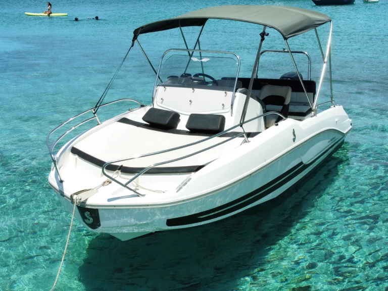 Pronajmout Motorová loď se skipperem či ne Bénéteau v Sant Antoni de Portmany