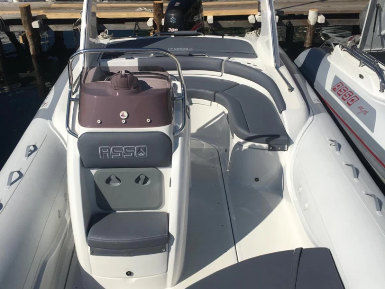 Pronájem jachty v Porto di Mergellina -Asso CHARISMA VAMOS na Samboatu