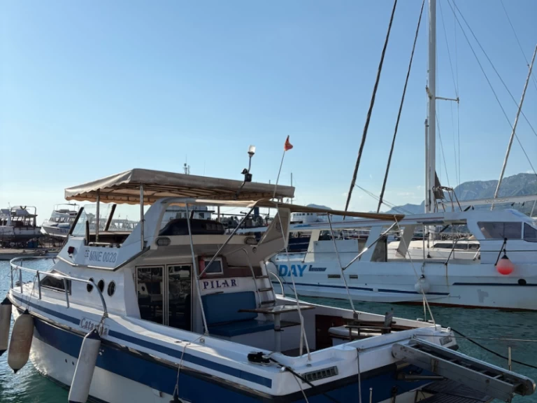 Pronájem lodi Bar lákavé ceny Rio 1000 Fly