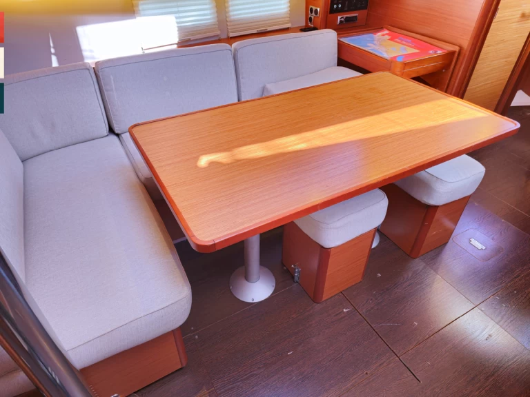 Pronájem lodi Kaštel Gomilica lákavé ceny Dufour 390 Grand Large