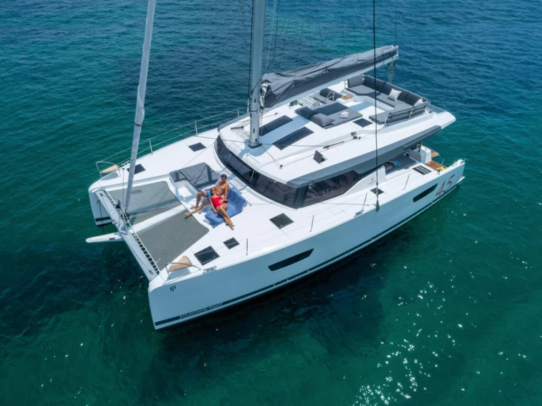 Fountaine Pajot Elba 45 jednotlivci a charterové společnosti v Le Marin