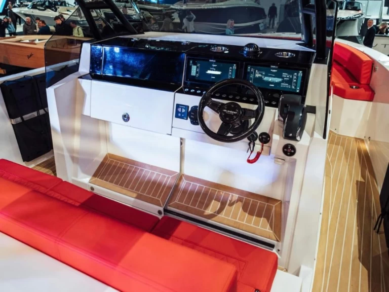 Pronajmout Motorová loď se skipperem či ne De Antonio Yacht D29 v Cala Gonone