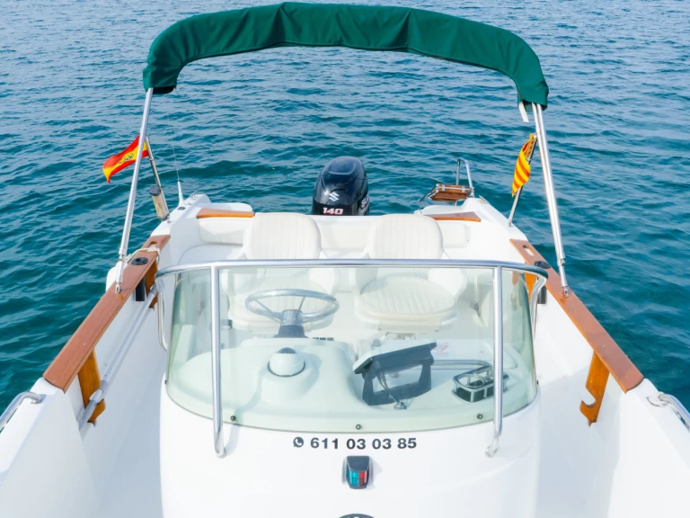 Pronájem lodi l'Estartit lákavé ceny Cap Camarat 625