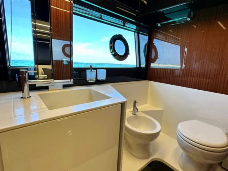 Pronájem jachty v Santa Eularia des Riu -RIVA RIVALE 56 NEXT LEVEL na Samboatu